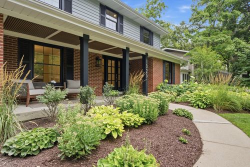 1025 Elizabeth Ave, Naperville, IL, 60540-5515 | Card Image