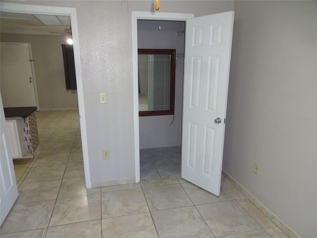 Master Closet | Image 8