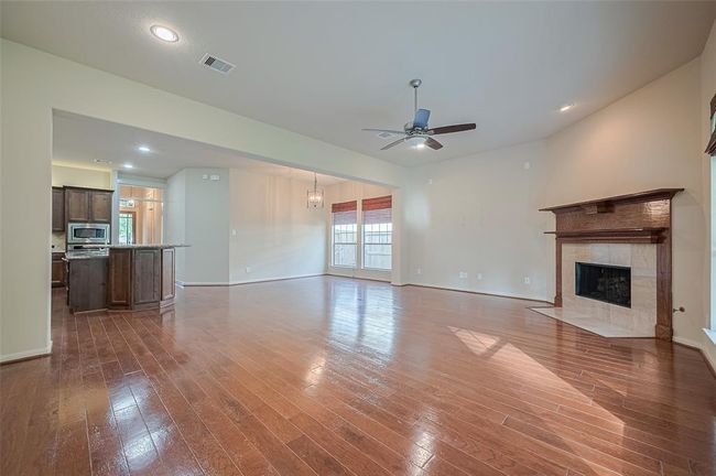 28407 Ryans Ridge Ln, House other with 3 bedrooms, 3 bathrooms and 2 parking in Spring TX | Image 11