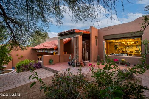 5066 N Placita Cholula, Tucson, AZ, 85718-6321 | Card Image