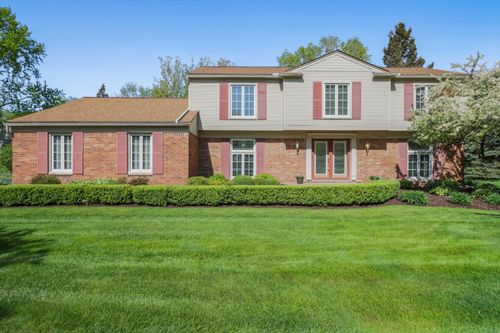 2020 Wickford Ct, Bloomfield Hills, MI, 48304-1087 | Card Image