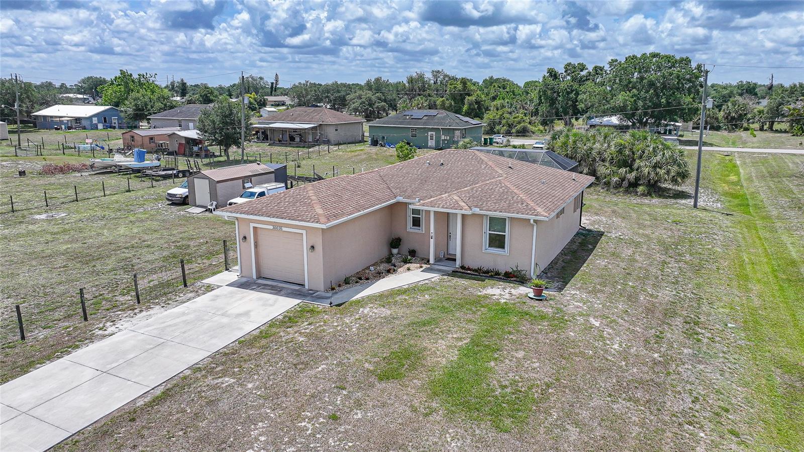 Residential in PUNTA GORDA 3