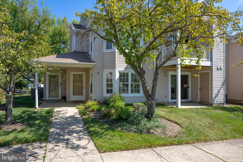 Bennett Pl, Southampton, PA 18966