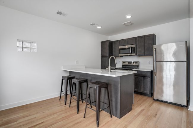 204 - 95 E Euclid St, Condo with 2 bedrooms, 2 bathrooms and null parking in Detroit MI | Image 8