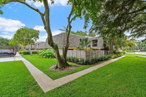 108 1st Ter, Palm Beach Gardens, FL, 33418-3601 | Card Image