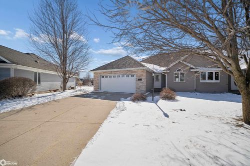 3253 Pinnacle Ct, Mason City, IA, 50401-9449 | Card Image