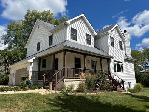 2S590 Seraph Holmes Ct, Warrenville, IL, 60555-2075 | Card Image