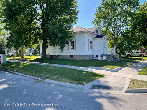 1003 Mackinaw Street, Saginaw, MI, 48602 | Card Image