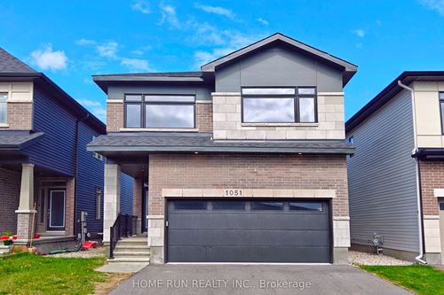 1051 Hydrangea Ave, Manotick, ON, K4M0L5 | Card Image
