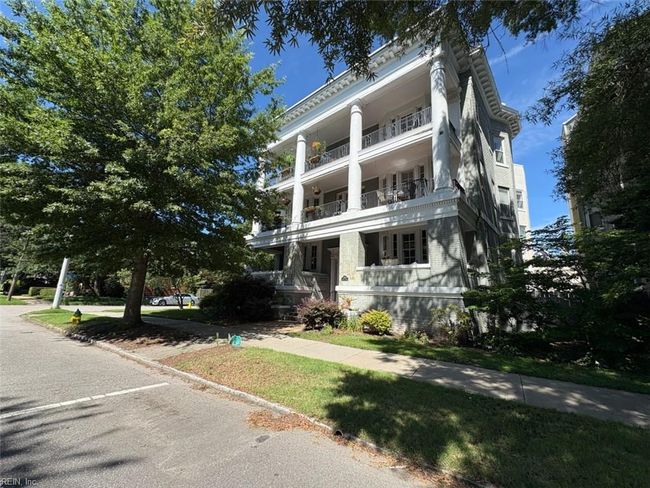 APT-7 - 1005 Colonial Ave, House attached with 1 bedrooms, 1 bathrooms and null parking in Norfolk VA | Image 4