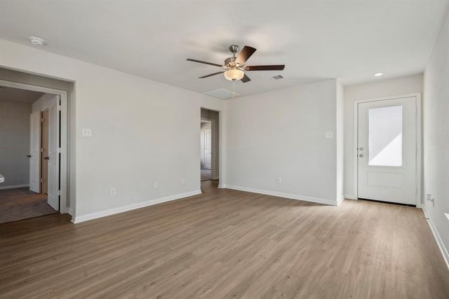 313 Grayson Baw Ln, House other with 3 bedrooms, 2 bathrooms and 2 parking in Waller TX | Image 7