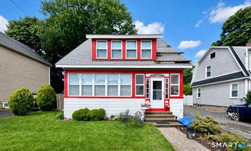 34 Cleveland Ave, Milford, CT, 06460-4109 | Card Image