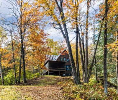 1414 Stowell Road, House other with 3 bedrooms, 3 bathrooms and null parking in Thetford VT | Image 1