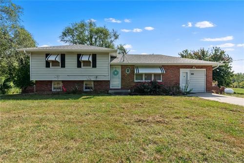 14657 Lincoln Ln, Rayville, MO, 64084-9032 | Card Image