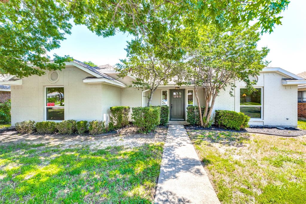 Oakmont Ln, Garland, TX 75043