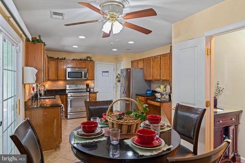 3084 Pony Ridge Turn, DUMFRIES, VA, 22026-2764 | Card Image