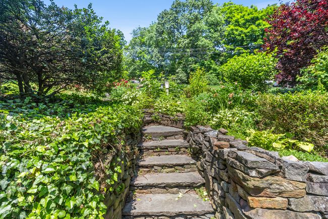 97 Wildwood Cir, House other with 4 bedrooms, 3 bathrooms and null parking in Durham CT | Image 24