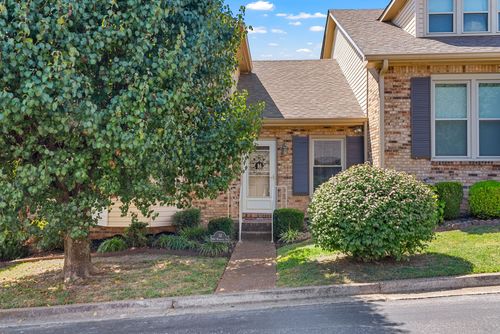 apt-34-1818 Memorial Dr, Clarksville, TN, 37043-6328 | Card Image