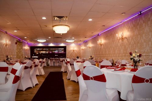 2716 Hempstead Tpke, Levittown, NY, 11756-1326 | Card Image