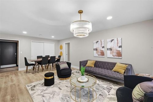 apt-214-3645 Peachtree Rd Ne, Atlanta, GA, 30319-1264 | Card Image