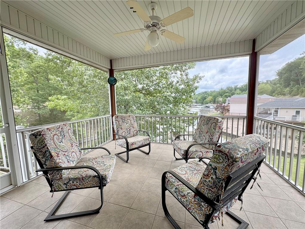 Residential in Sunrise Beach 4