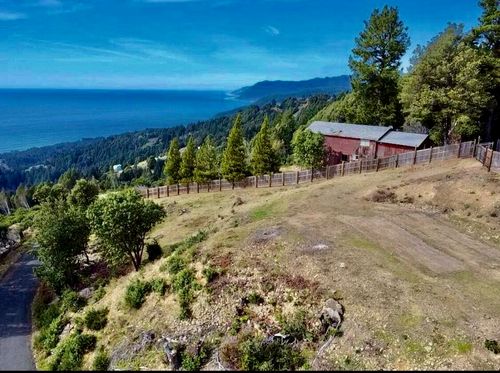 58 Shasta Ct, Whitethorn, CA, 95589-9023 | Card Image