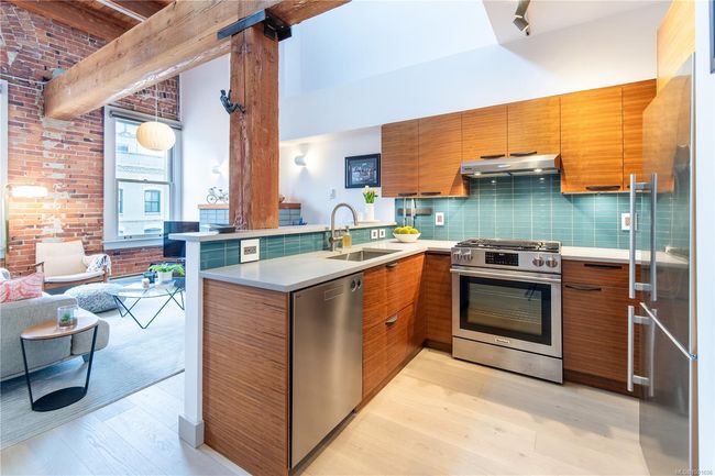 317 - 599 Pandora Ave, Condo with 1 bedrooms, 2 bathrooms and 1 parking in Victoria BC | Image 11