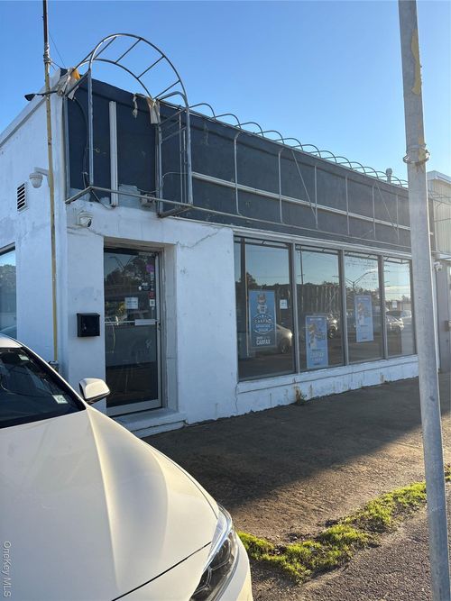 427 Sunrise Hwy Highway, Hempstead, NY, 11710 | Card Image