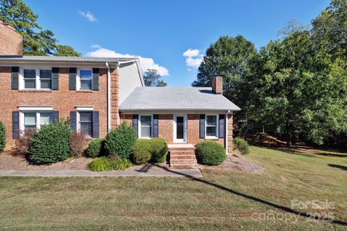 1246 India Hook Rd, Rock Hill, SC, 29732-2468 | Card Image