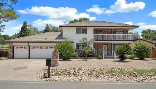 445 La Contenta Way, Valley Springs, CA, 95252-9332 | Card Image