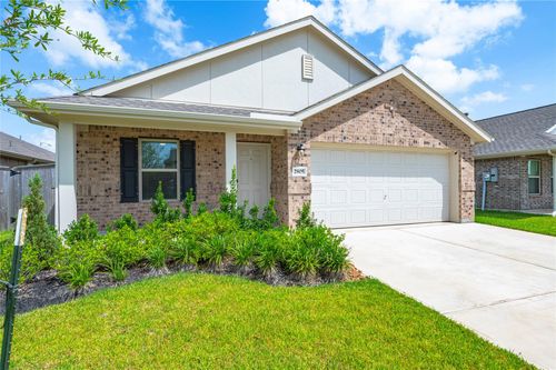 2805 Fountain Woods Dr, League City, TX, 77573-5444 | Card Image