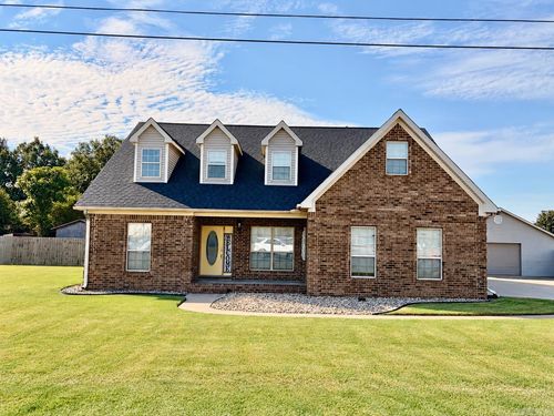 907 W Palm St, Lonoke, AR, 72086-3900 | Card Image