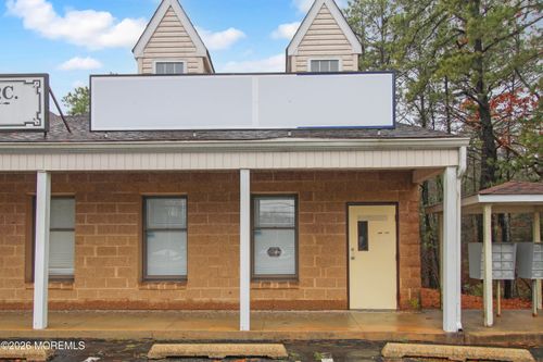 10-70 Lacey Rd, Whiting, NJ, 08759-2931 | Card Image