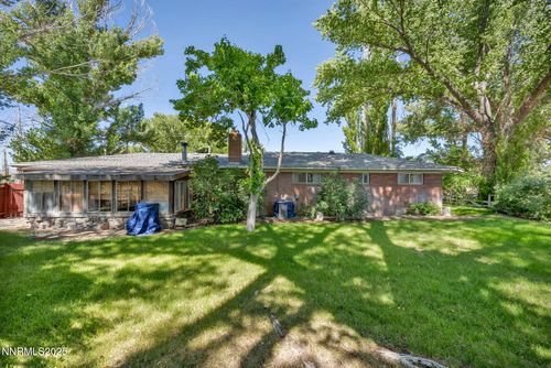 6 Green Acres Ln, Yerington, NV, 89447-2808 | Card Image