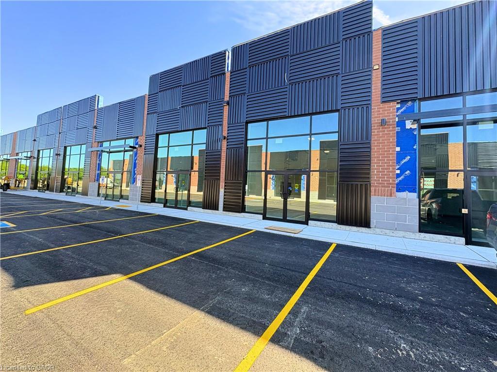 Commercial Lease in Woodstock 2