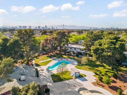 213 Greenbriar Townhouse Way, Las Vegas, NV, 89121-2419 | Card Image