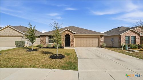 925 Nodding Nixie, Seguin, TX, 78155 | Card Image