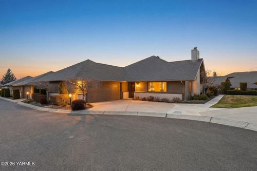 43-101 N 48th Ave, Yakima, WA, 98908 | Card Image
