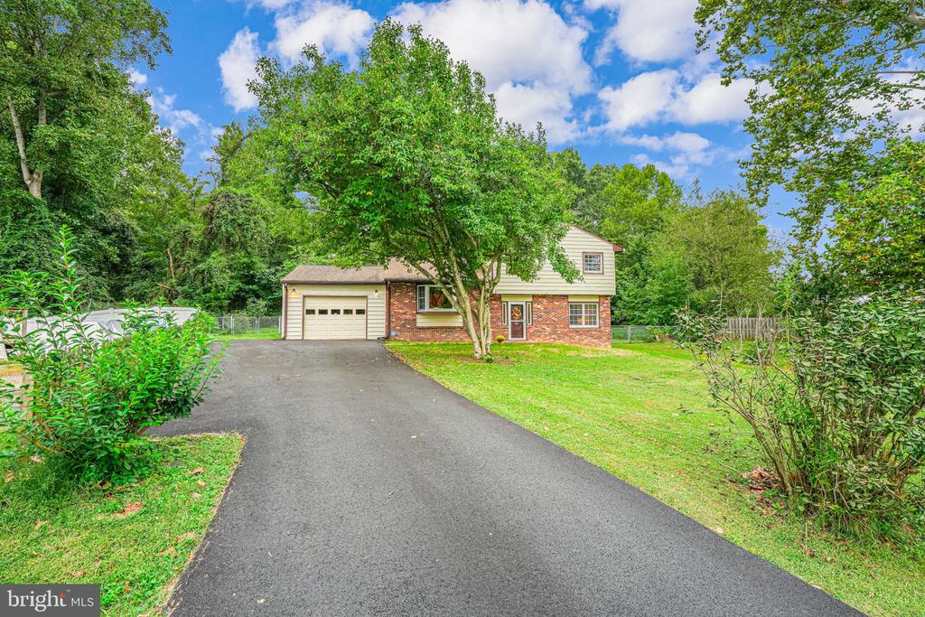 Sparrow Ln, Spotsylvania, VA 22553