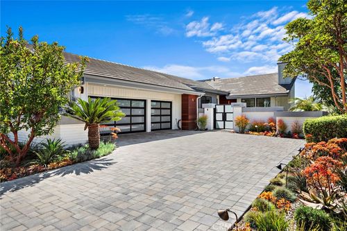 12-17 Monaco, Newport Beach, CA, 92660-6820 | Card Image