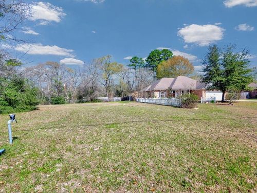 1222 Parkman St, Lufkin, TX, 75901-6047 | Card Image