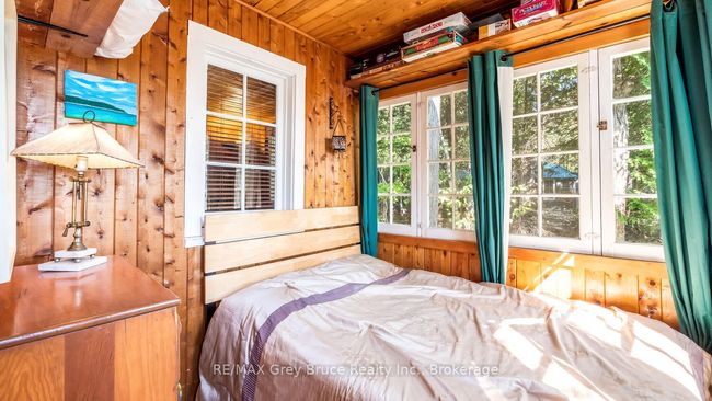 1081 Dyers Bay Rd, House other with 2 bedrooms, 1 bathrooms and 4 parking in Miller Lake ON | Image 36