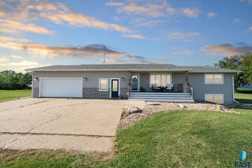 48048 281st St, Canton, SD, 57013-5873 | Card Image