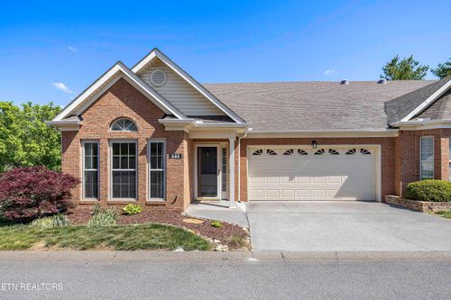 644 Applegate Ln, Farragut, TN, 37934-1687 | Card Image
