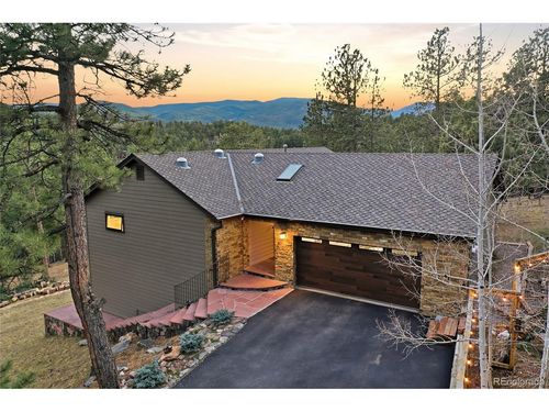 226 Bear Dr, Evergreen, CO, 80439-4323 | Card Image