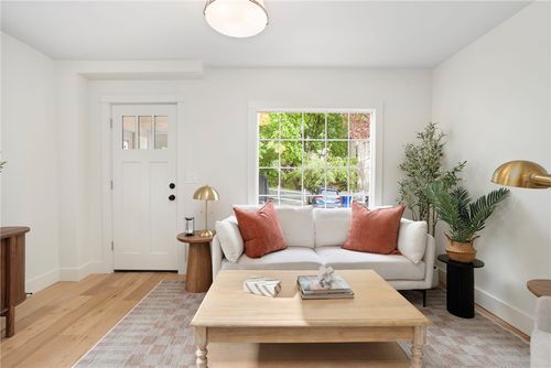 54 Grand View St, Providence, RI, 02906-1860 | Card Image