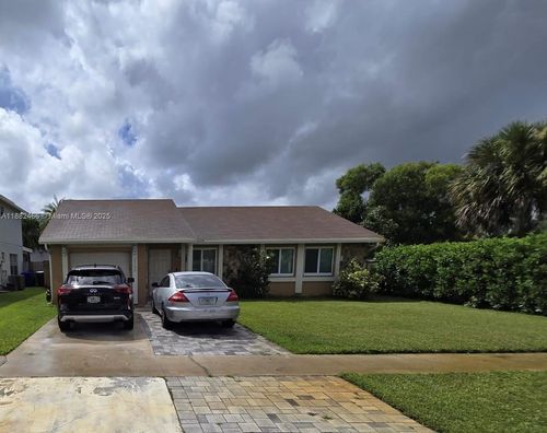 8102 Sw 20th St, North Lauderdale, FL, 33068-4705 | Card Image