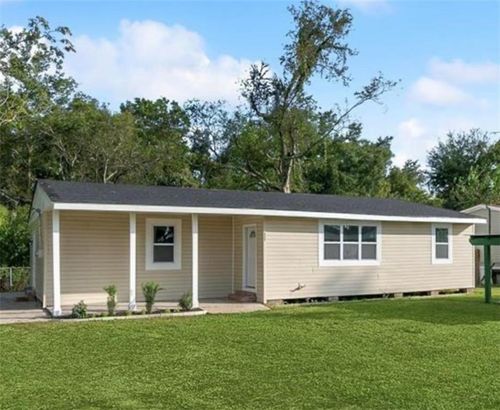 333 Killona Dr, Killona, LA, 70057-3071 | Card Image