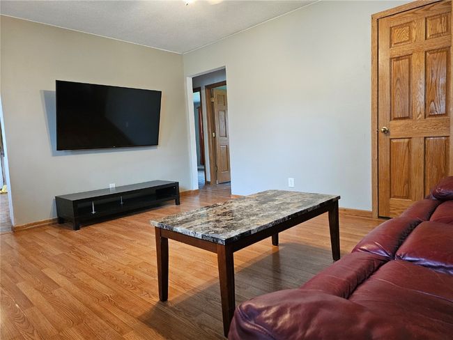 1523 Golden Valley Dr, House other with 3 bedrooms, 2 bathrooms and null parking in Bettendorf IA | Image 4