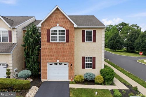 949 Cholet Dr, COLLEGEVILLE, PA, 19426-4802 | Card Image